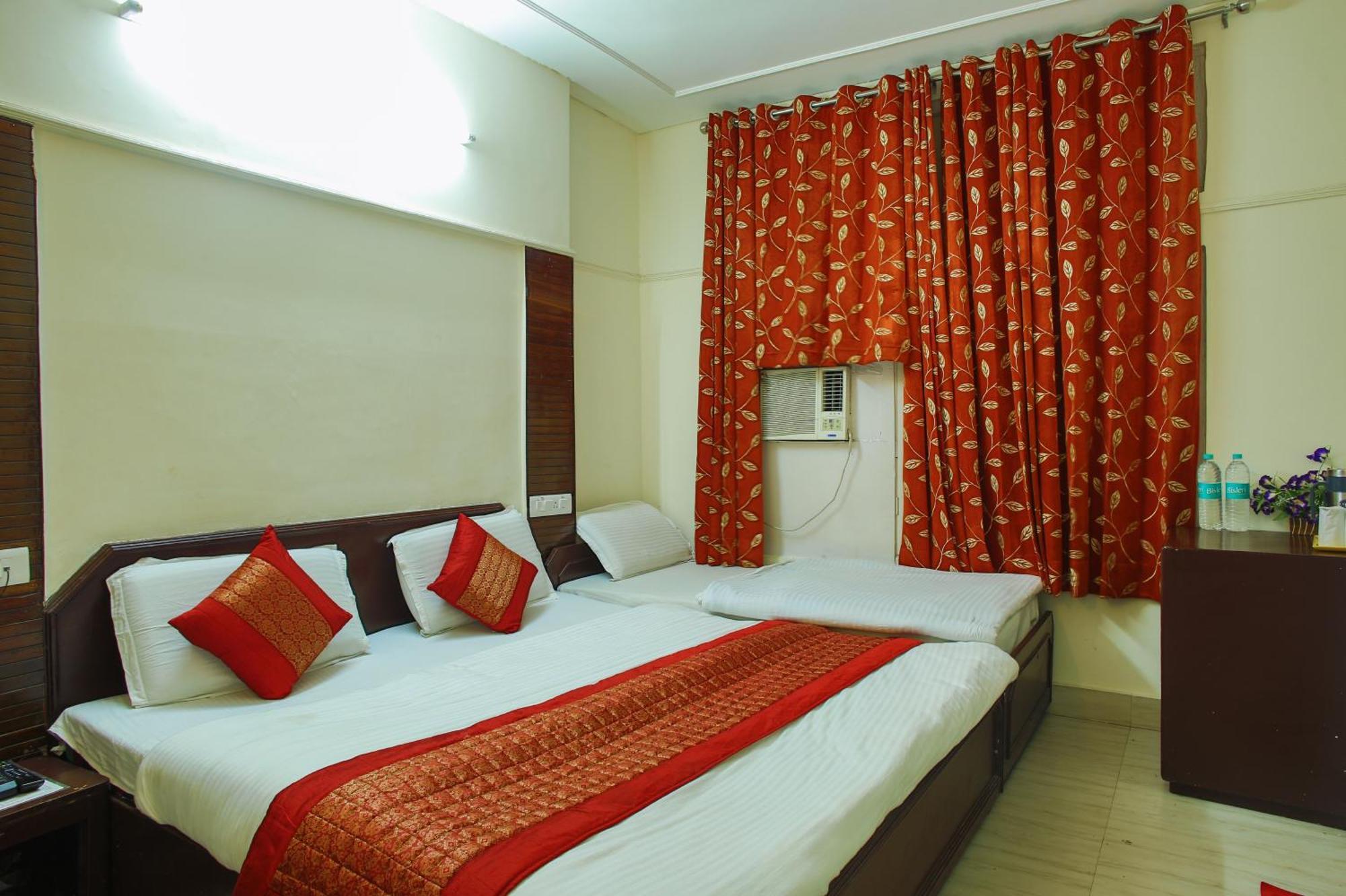 Hotel Raghunath Jammu Eksteriør bilde