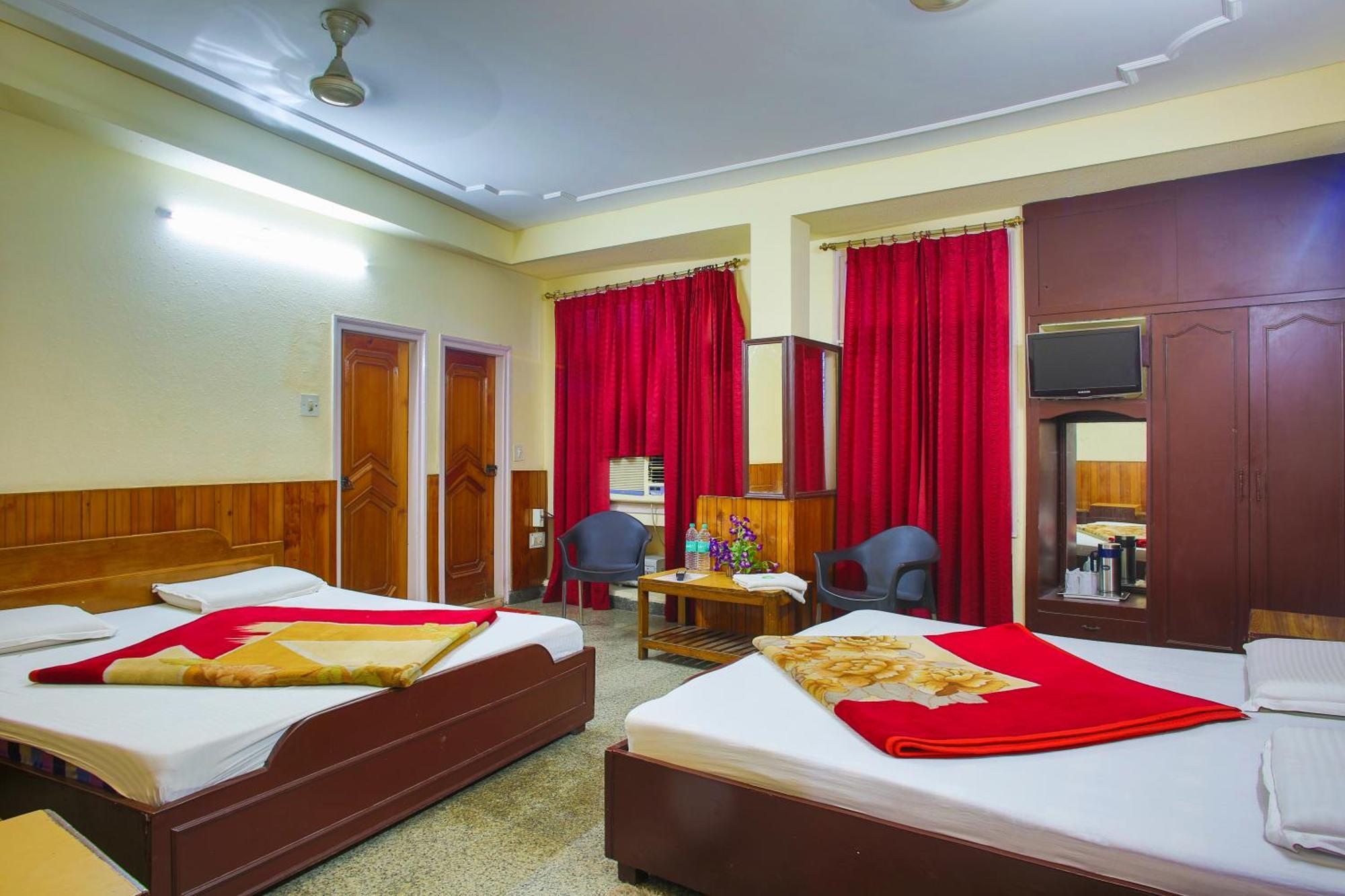 Hotel Raghunath Jammu Eksteriør bilde